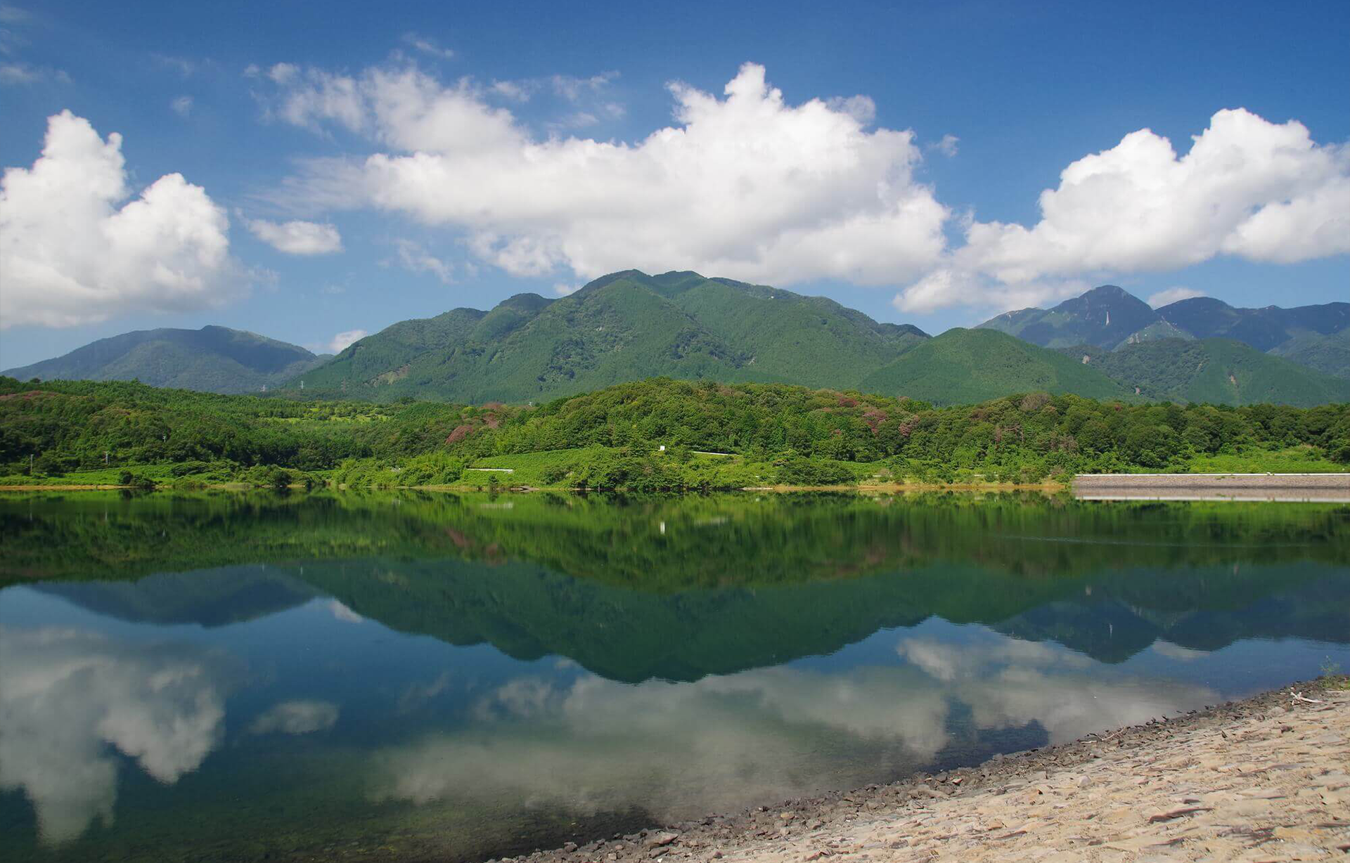 三重県県土地家屋調査士会所属